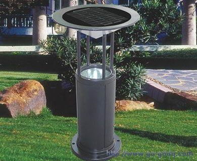 浅谈LED太阳能草坪灯技术原理及其在园林中的应用